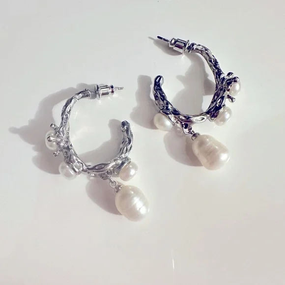 Natural Baroque Pearl Earrings - Picture 2 of 2